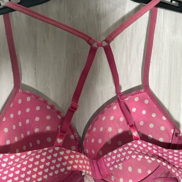PINK Victoria's Secret Peace Sign Bra in Pink - Picture 2 of 5
